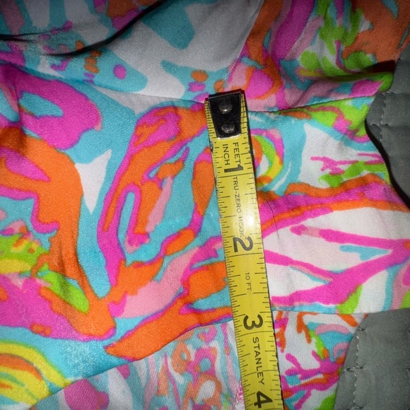 Lilly Pulitzer Fanning Romper Jam Out Print (No Belt) size Small - Picture 8 of 13